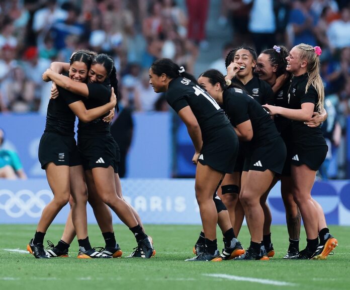 Black Ferns win gold medals for the second time in a row