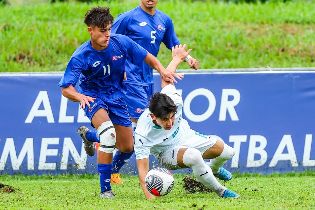 Juan Gobbi from Samoa and Stipe Ukich from New Zealand competed in the OFC Men's U-19 Championship 2024. 