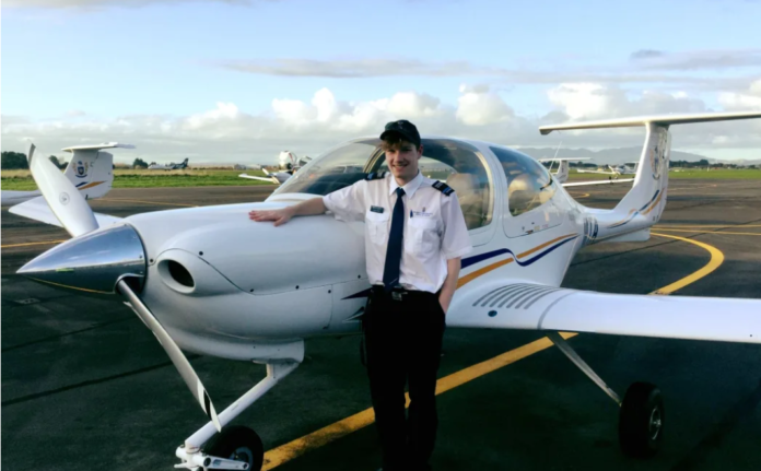 New Zealand pilot died in a plane crash in Australia.